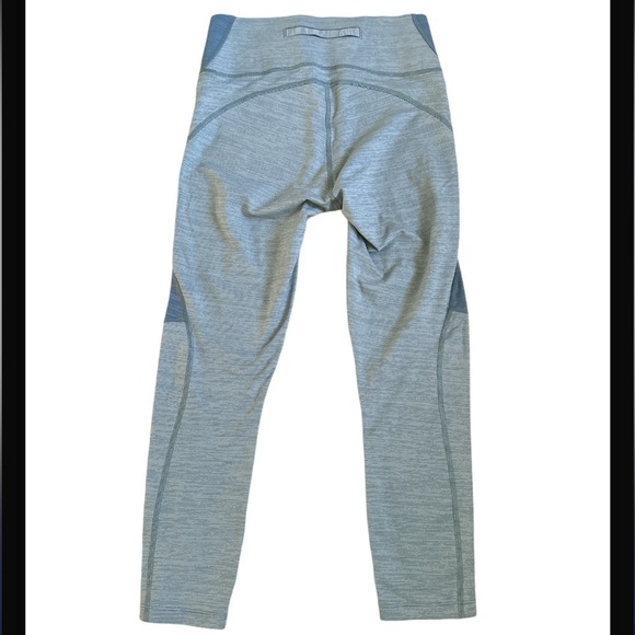 Outdoor Voices TechSweat 3/4 Two-Tone Leggings Slate/Provincial Blue Size S - Picture 3 of 8